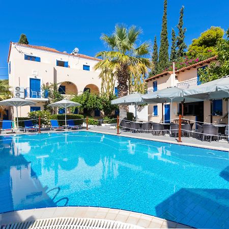 Vanas Apartments Spetses Town Екстер'єр фото