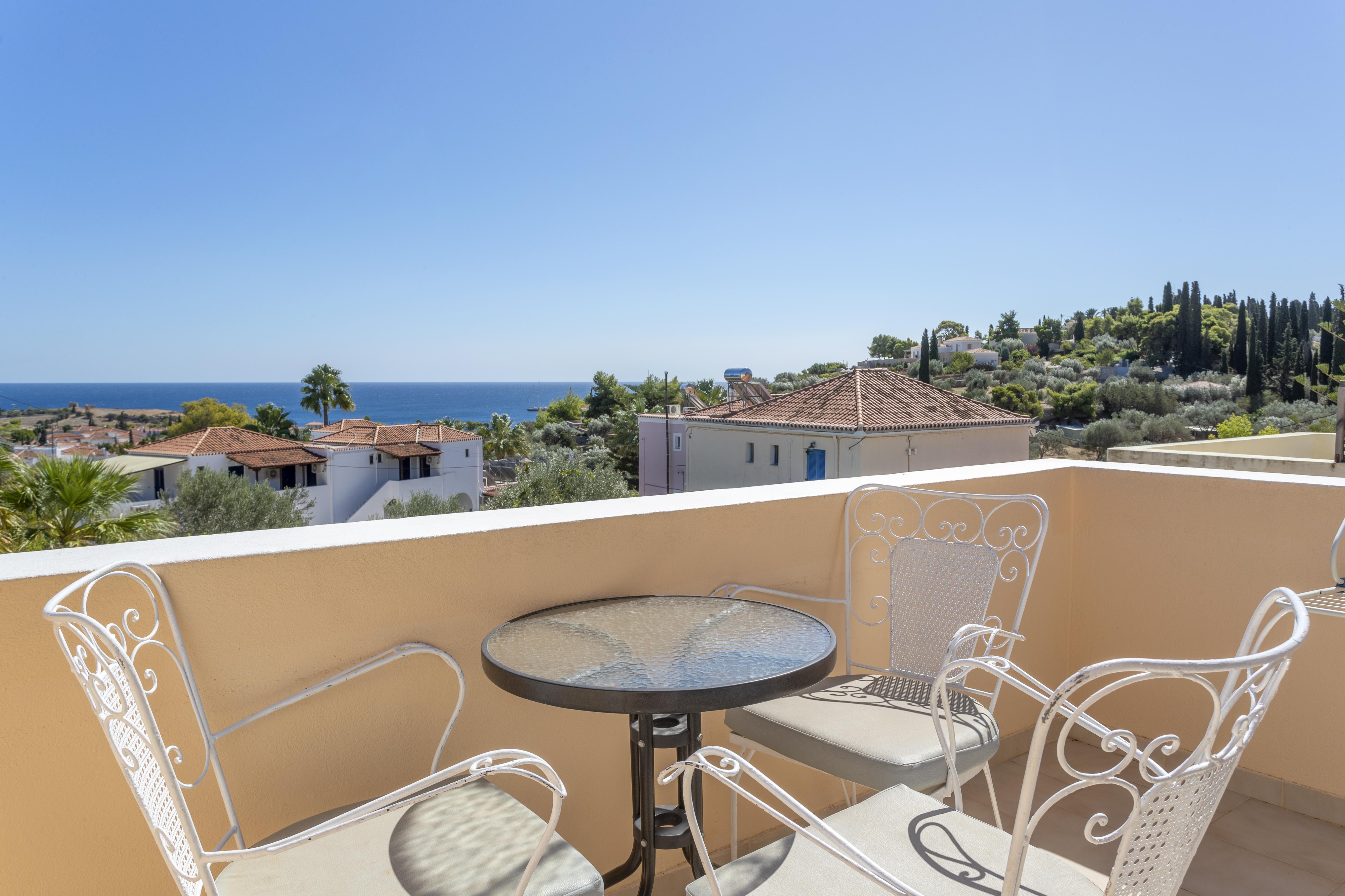 Vanas Apartments Spetses Town Екстер'єр фото