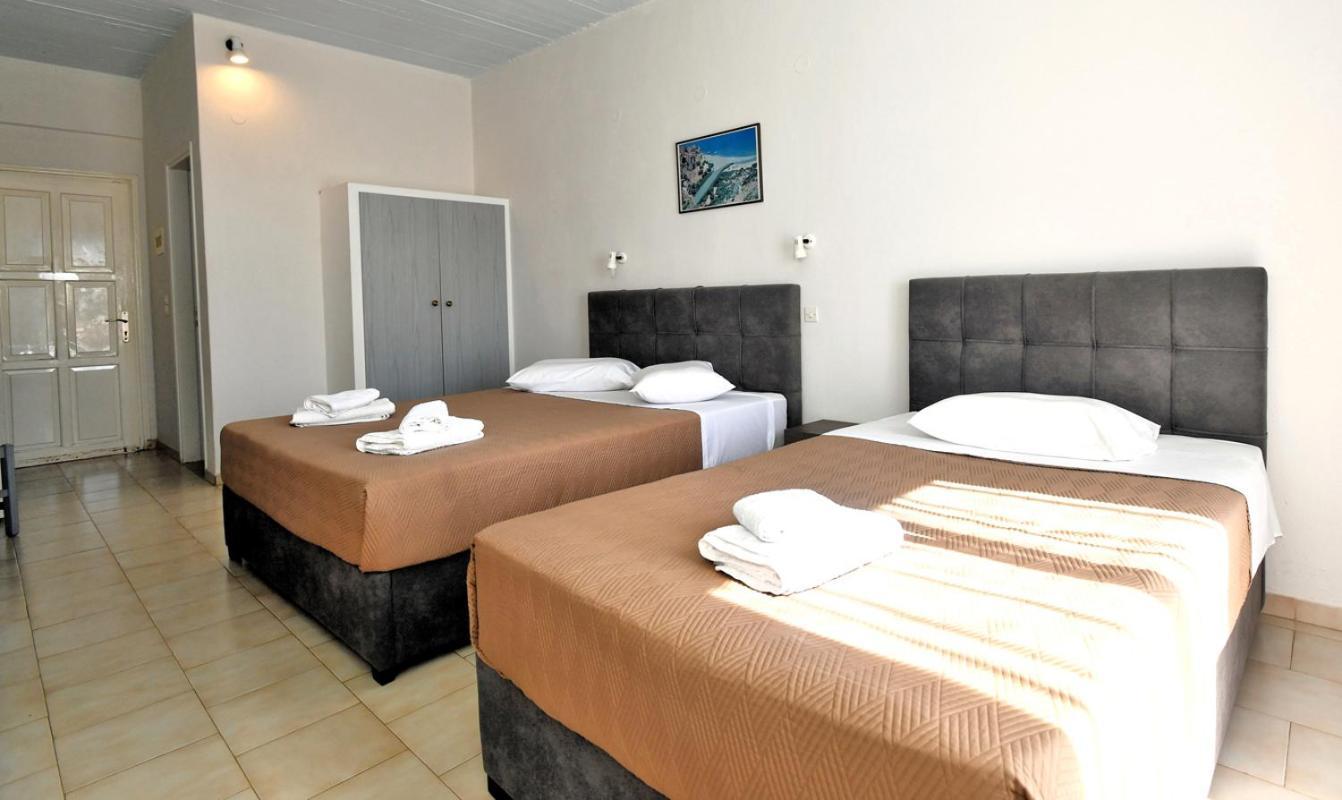 Vanas Apartments Spetses Town Екстер'єр фото